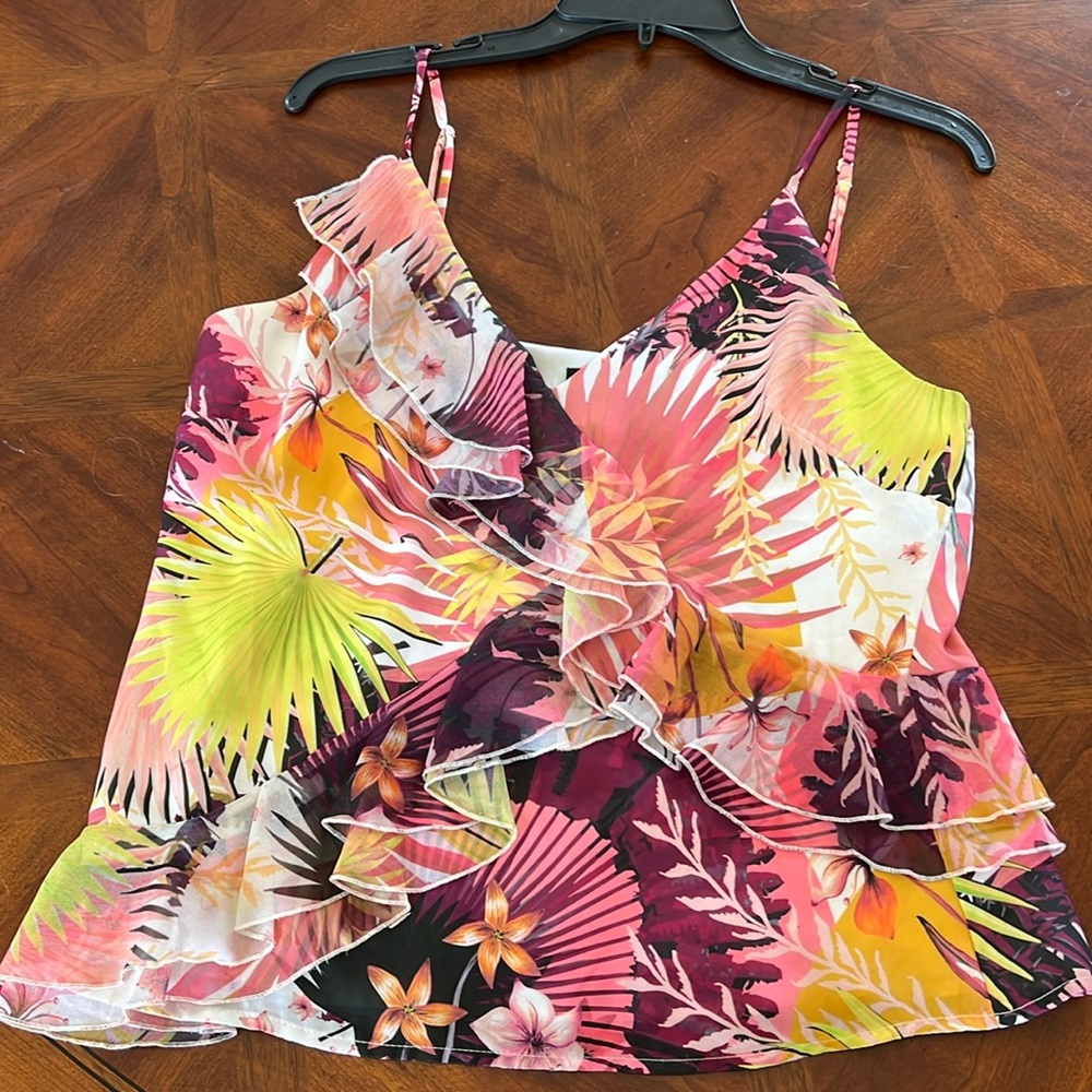 GUC BEBE floral ruffle tank